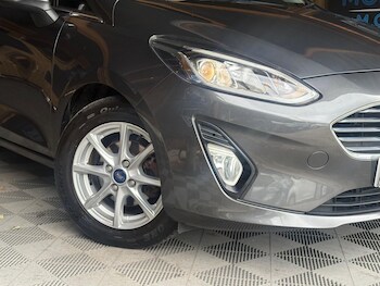 Used Ford Fiesta 2018 for sale - 78752302: Photo