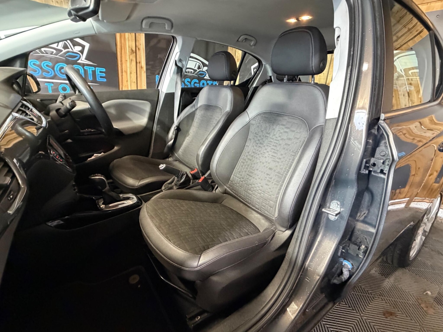 Used Vauxhall Corsa for sale - 77924837: Photo 26