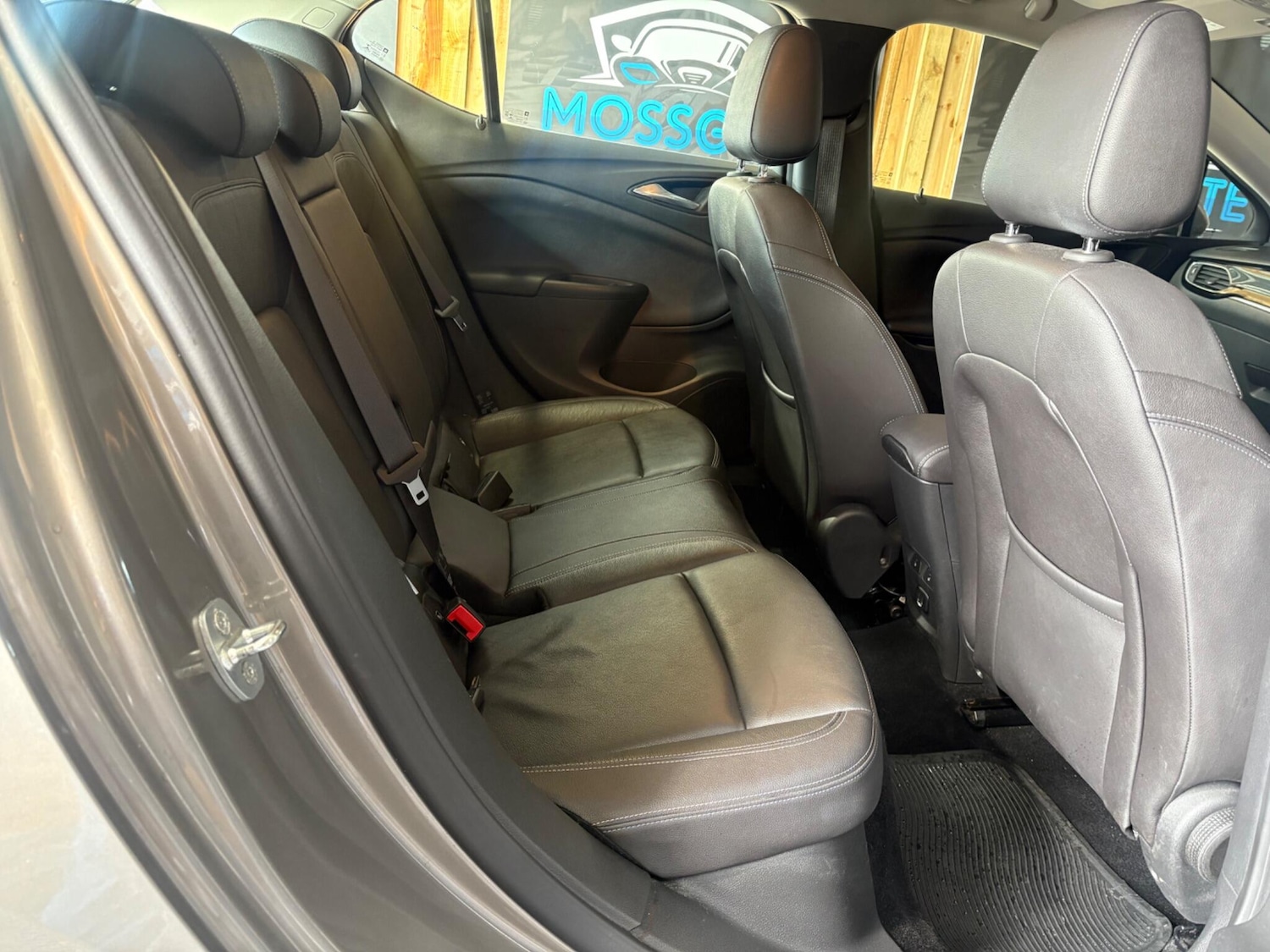 Used Vauxhall Astra 2017 for sale - 78019026: Photo 17