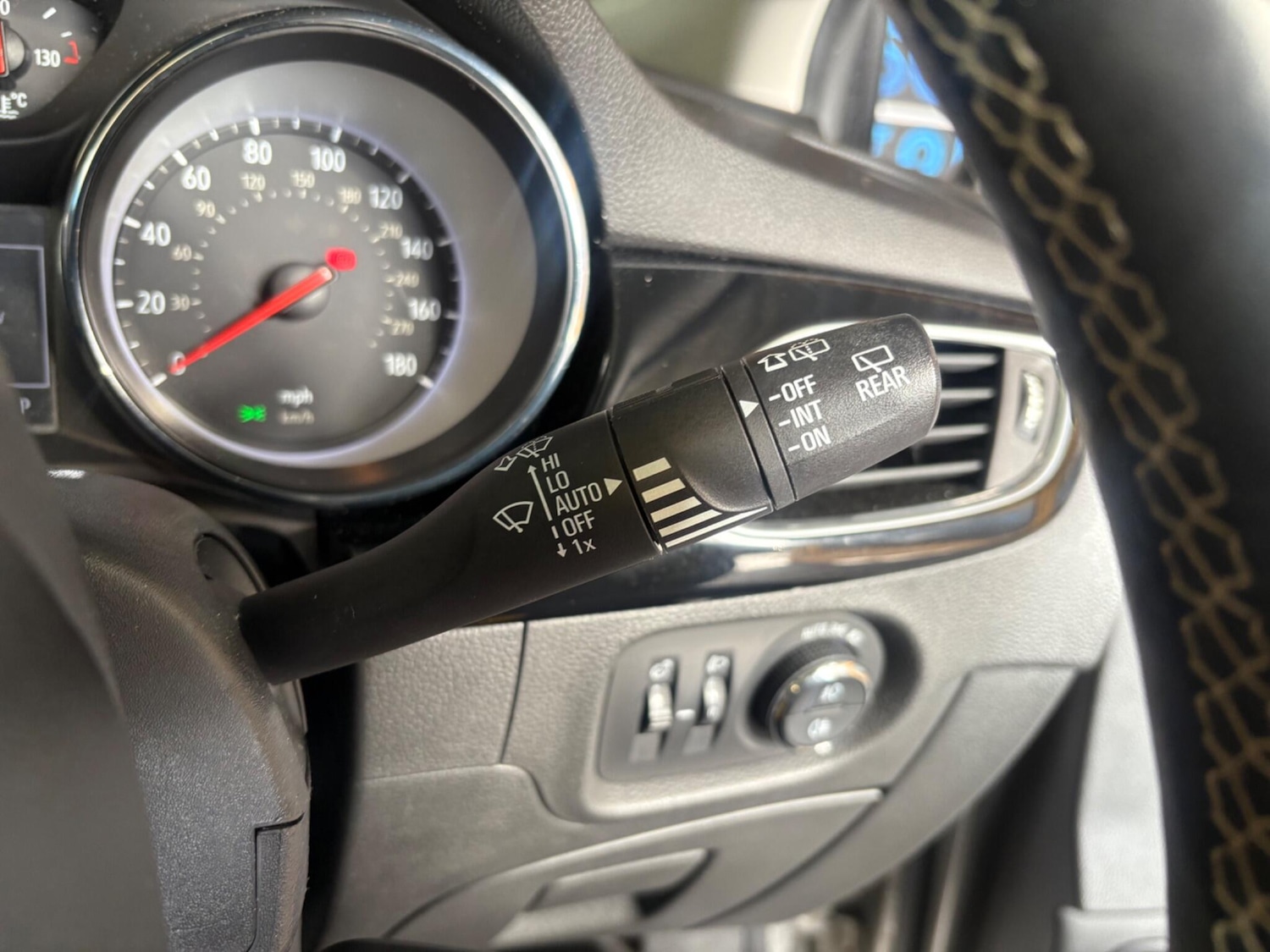 Used Vauxhall Astra 2017 for sale - 78019026: Photo 33