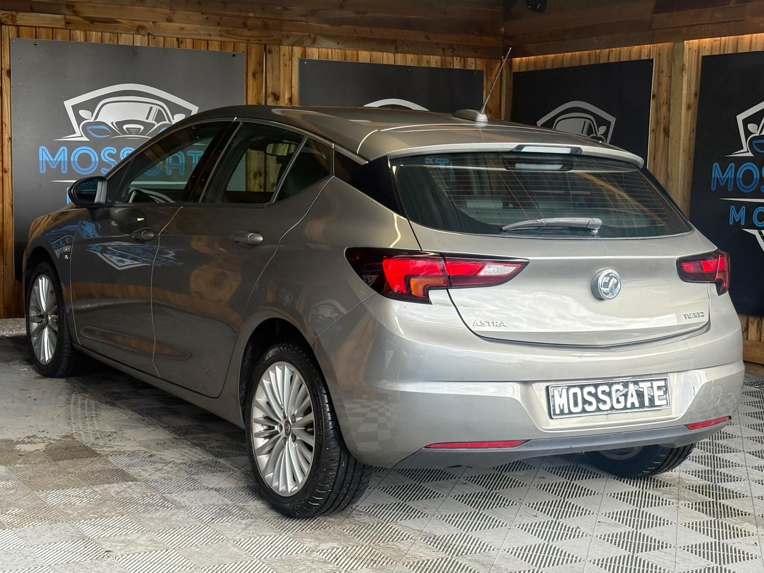 Used Vauxhall Astra 2017 for sale - 78019026: Photo 7