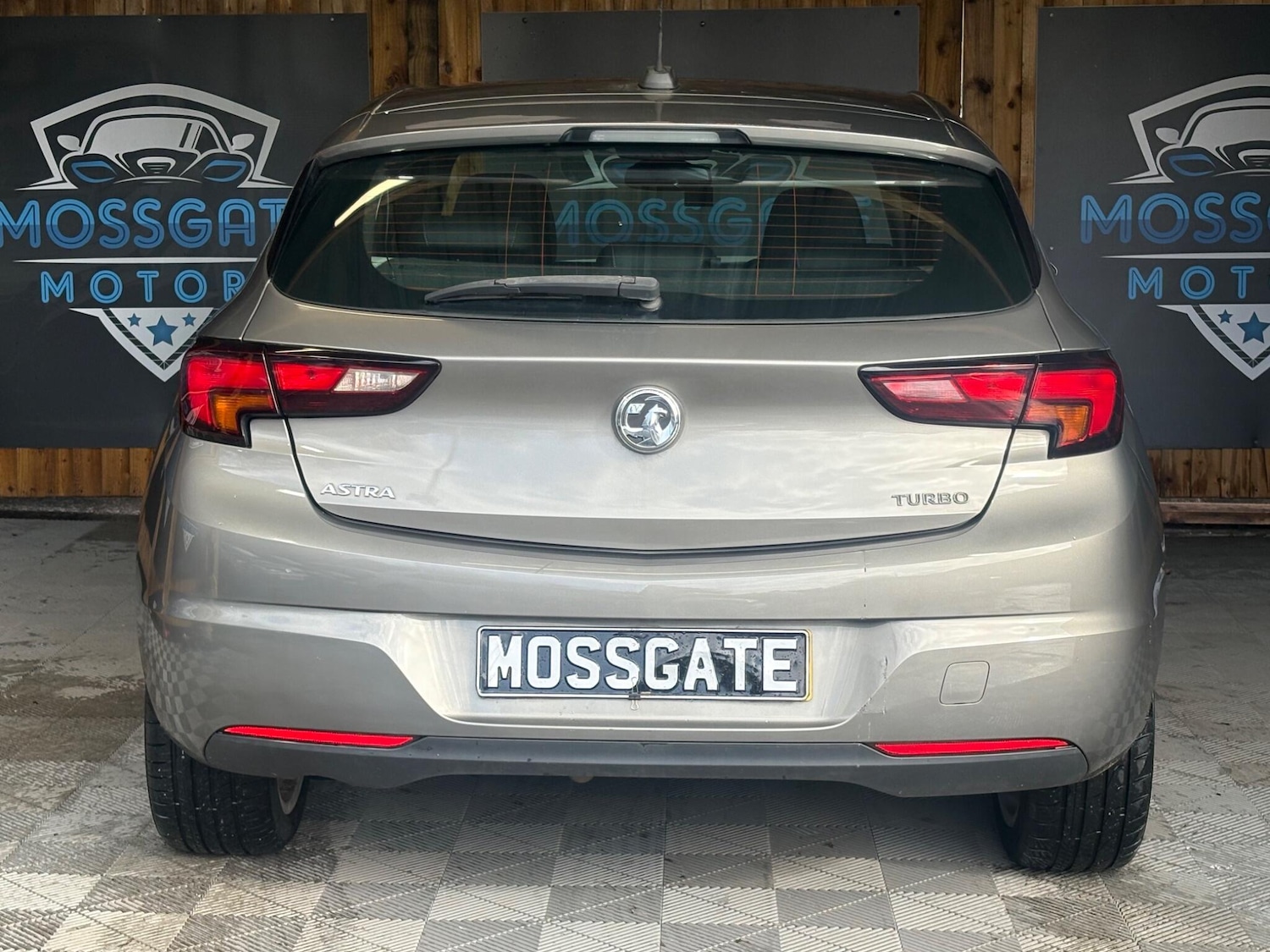 Used Vauxhall Astra 2017 for sale - 78019026: Photo 8