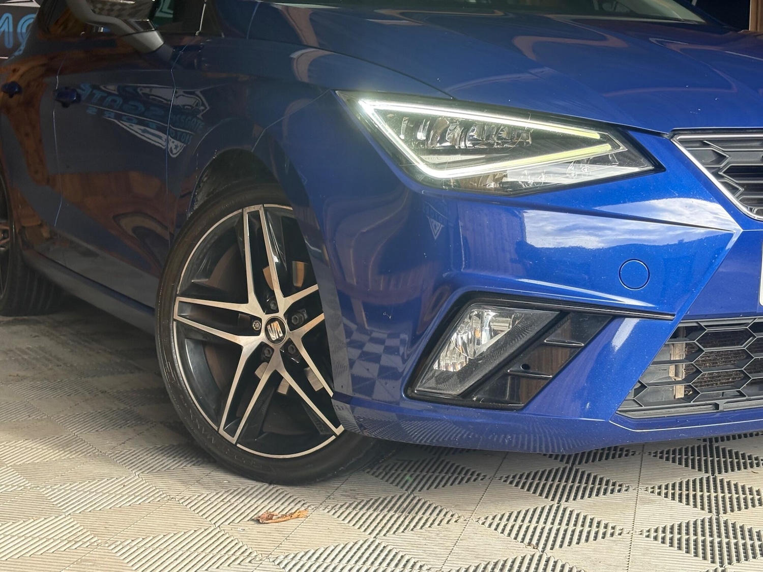 Used SEAT Ibiza 2018 for sale - 76360953: Photo 2