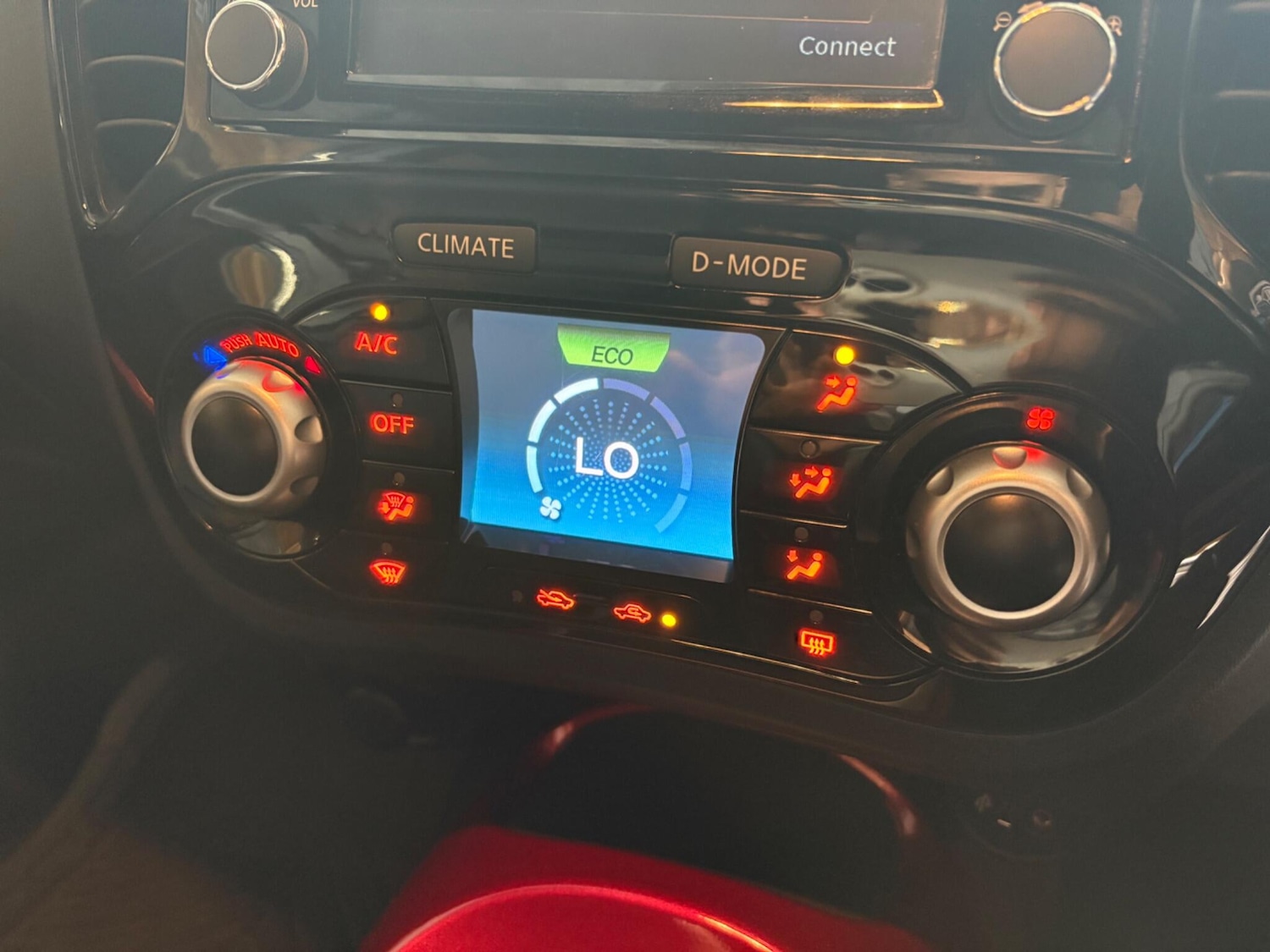 Used Nissan Juke 2014 for sale - 77054099: Photo 26