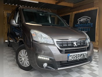 Used Peugeot Partner Tepee 2016 for sale - 79820631: Photo