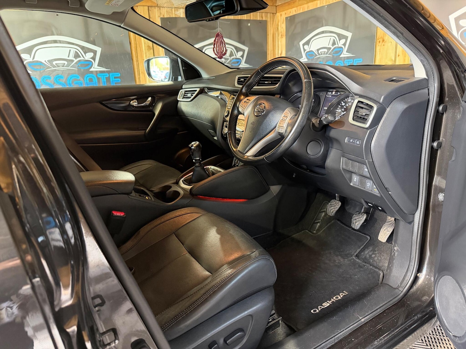 Used Nissan Qashqai 2016 for sale - 76898784: Photo 11