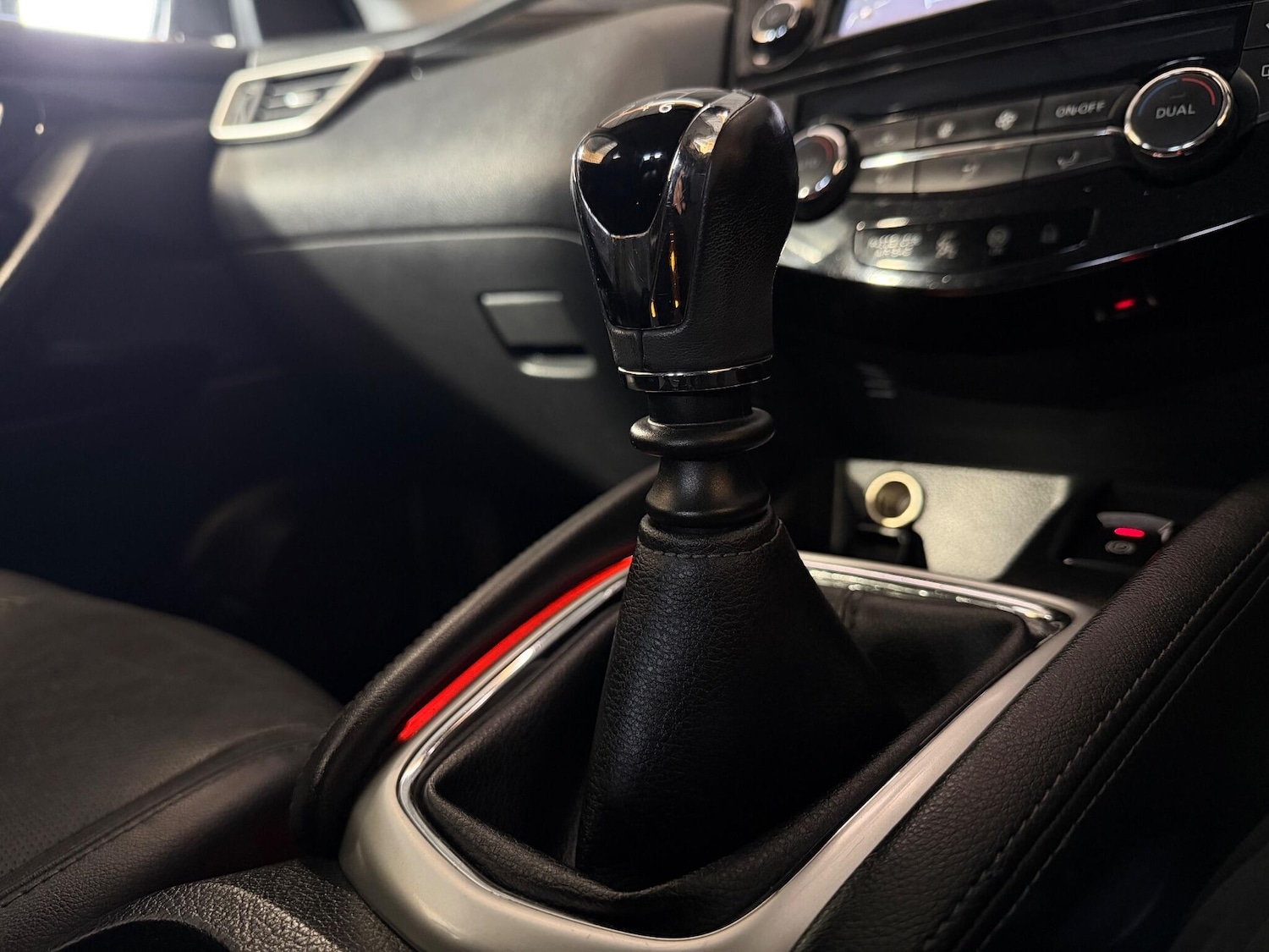 Used Nissan Qashqai 2016 for sale - 76898784: Photo 22