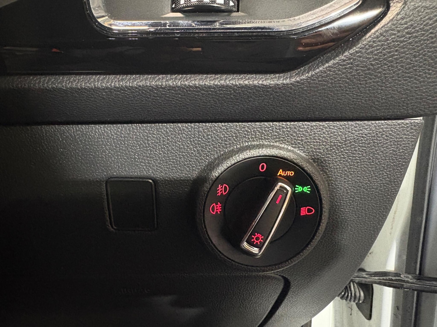 Used SEAT Ateca 2018 for sale - 77993980: Photo 22