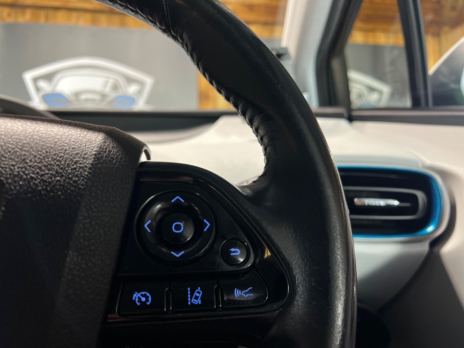 Used Toyota Prius for sale - 76997336: Photo 23