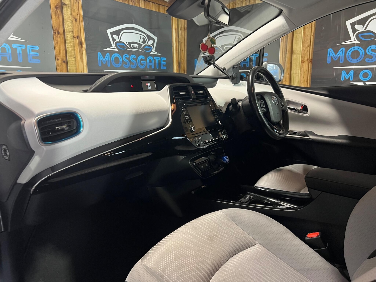 Used Toyota Prius for sale - 76997336: Photo 35