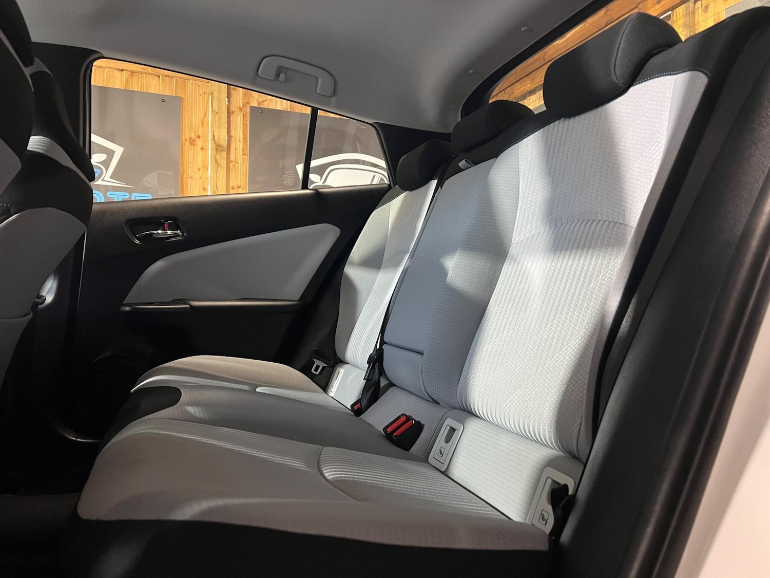 Used Toyota Prius for sale - 76997336: Photo 41