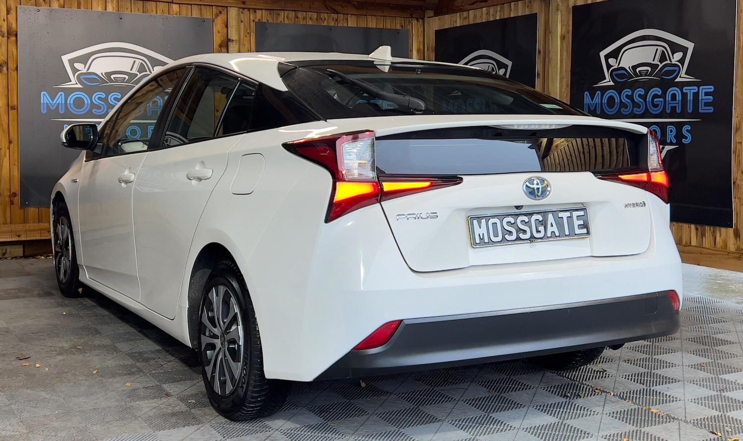 Used Toyota Prius for sale - 76997336: Photo 9