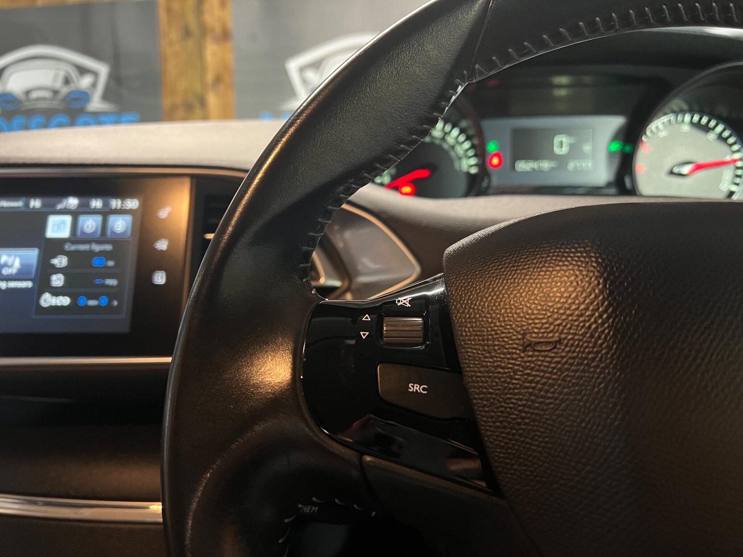 Used Peugeot 308 2015 for sale - 76549636: Photo 20