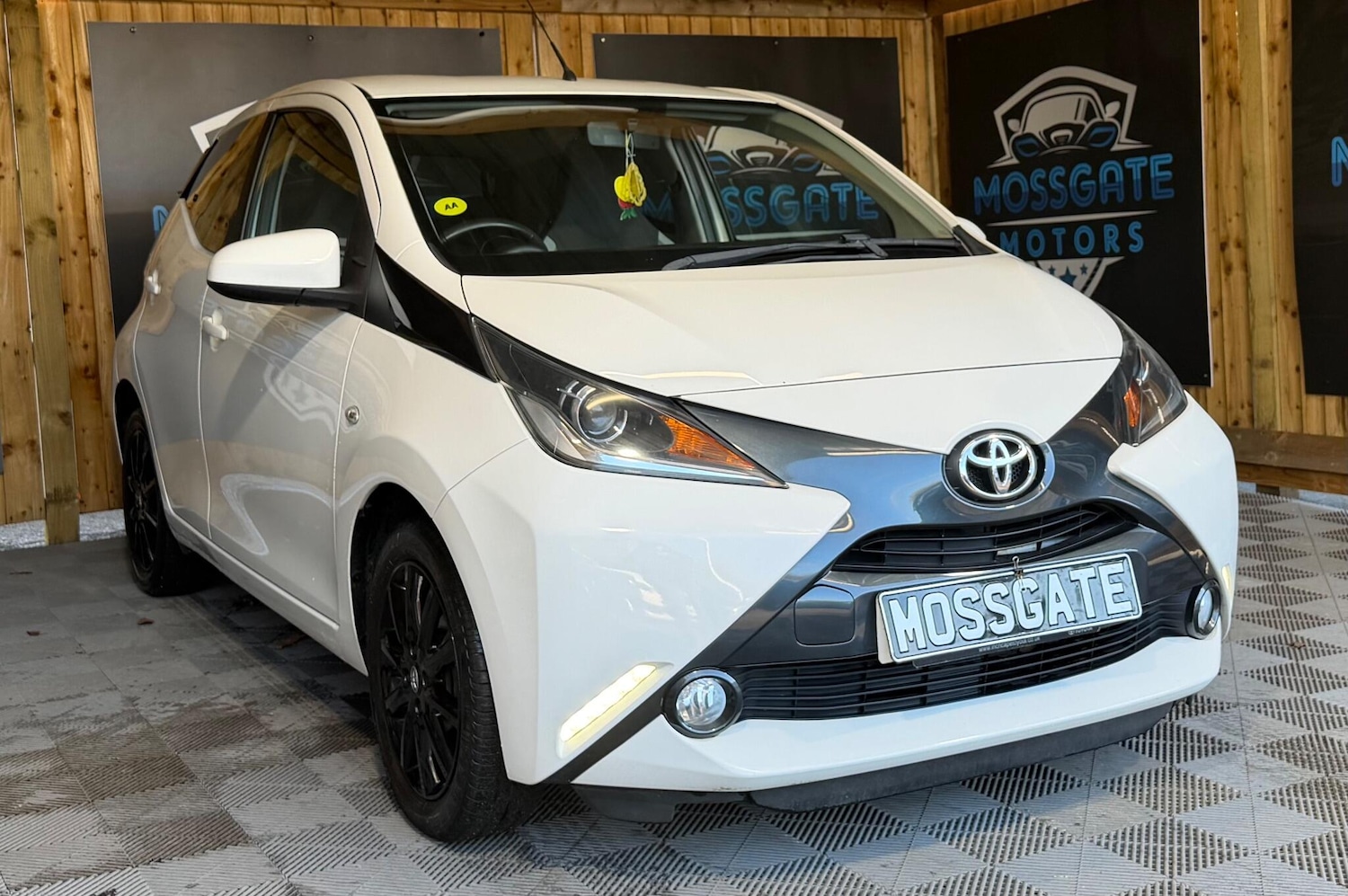 Used Toyota AYGO 2018 for sale - 77163095: Photo 3