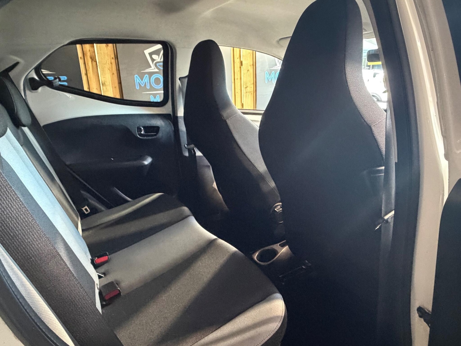 Used Toyota AYGO 2018 for sale - 77163095: Photo 37