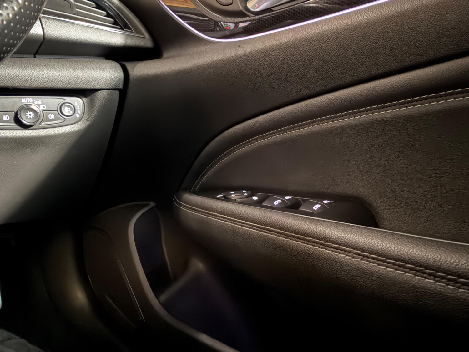 Used Vauxhall Insignia 2018 for sale - 77440786: Photo 29