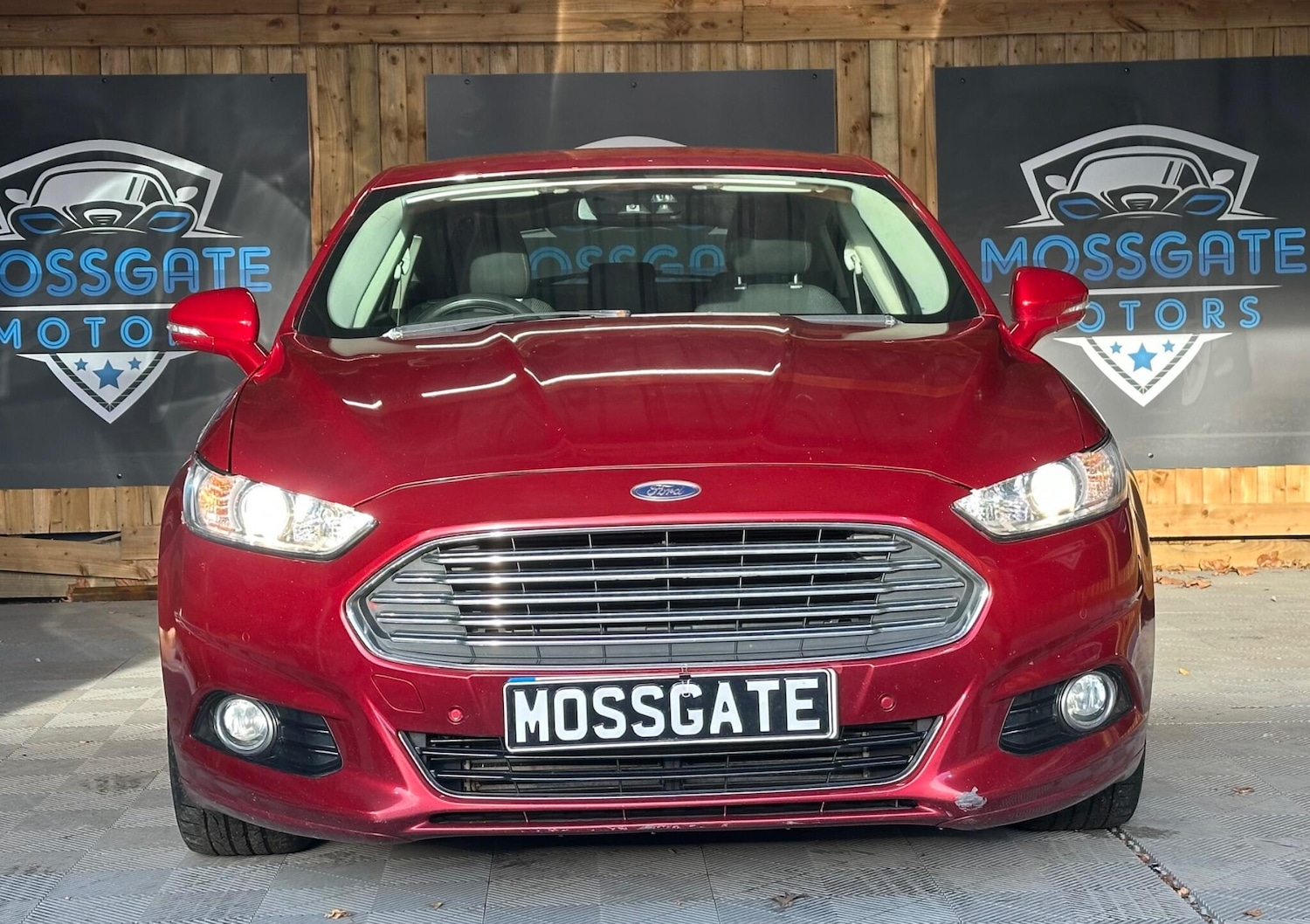 Used Ford Mondeo 2015 for sale - 76991307: Photo 2