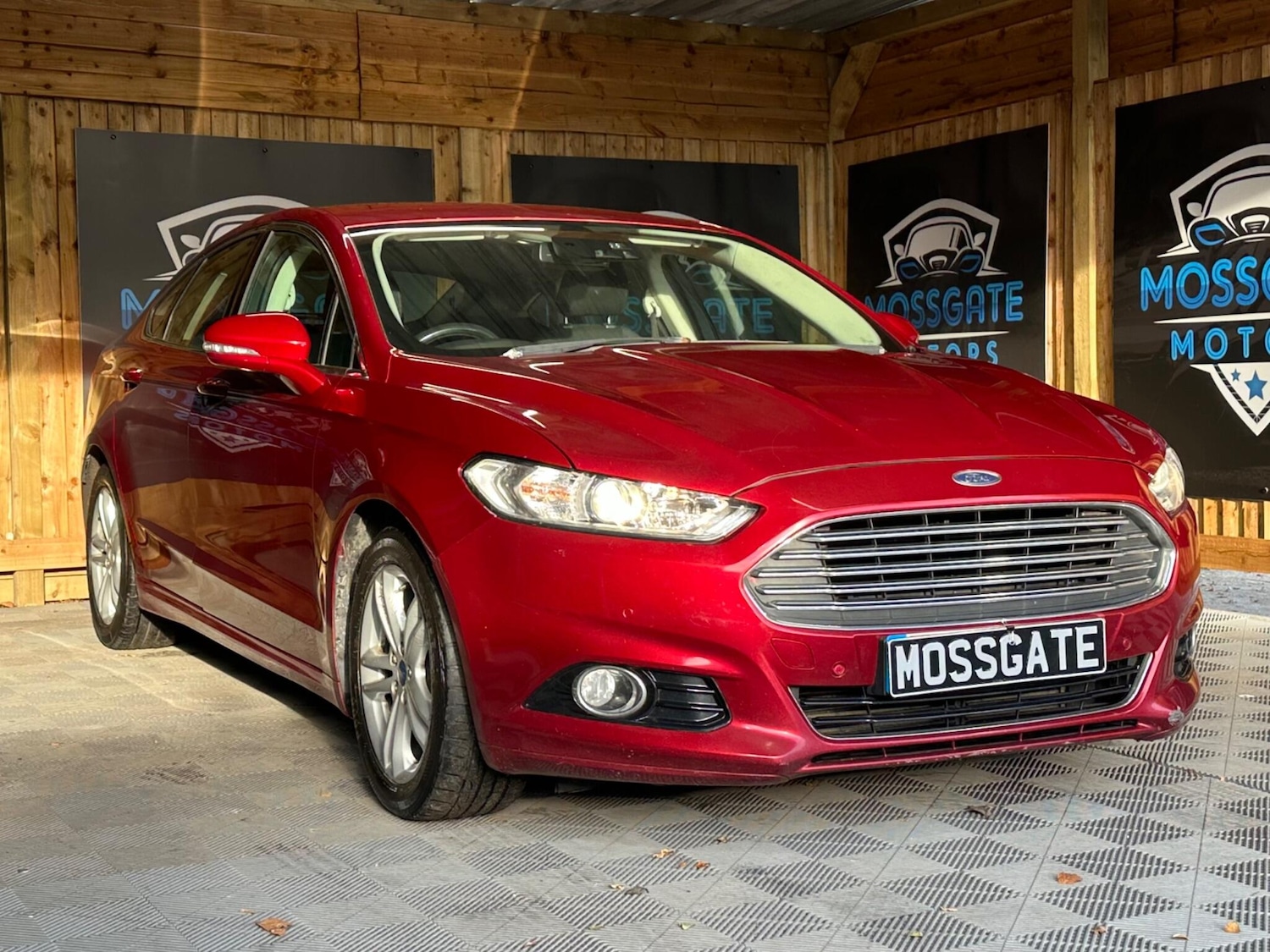 Used Ford Mondeo 2015 for sale - 76991307: Photo 4