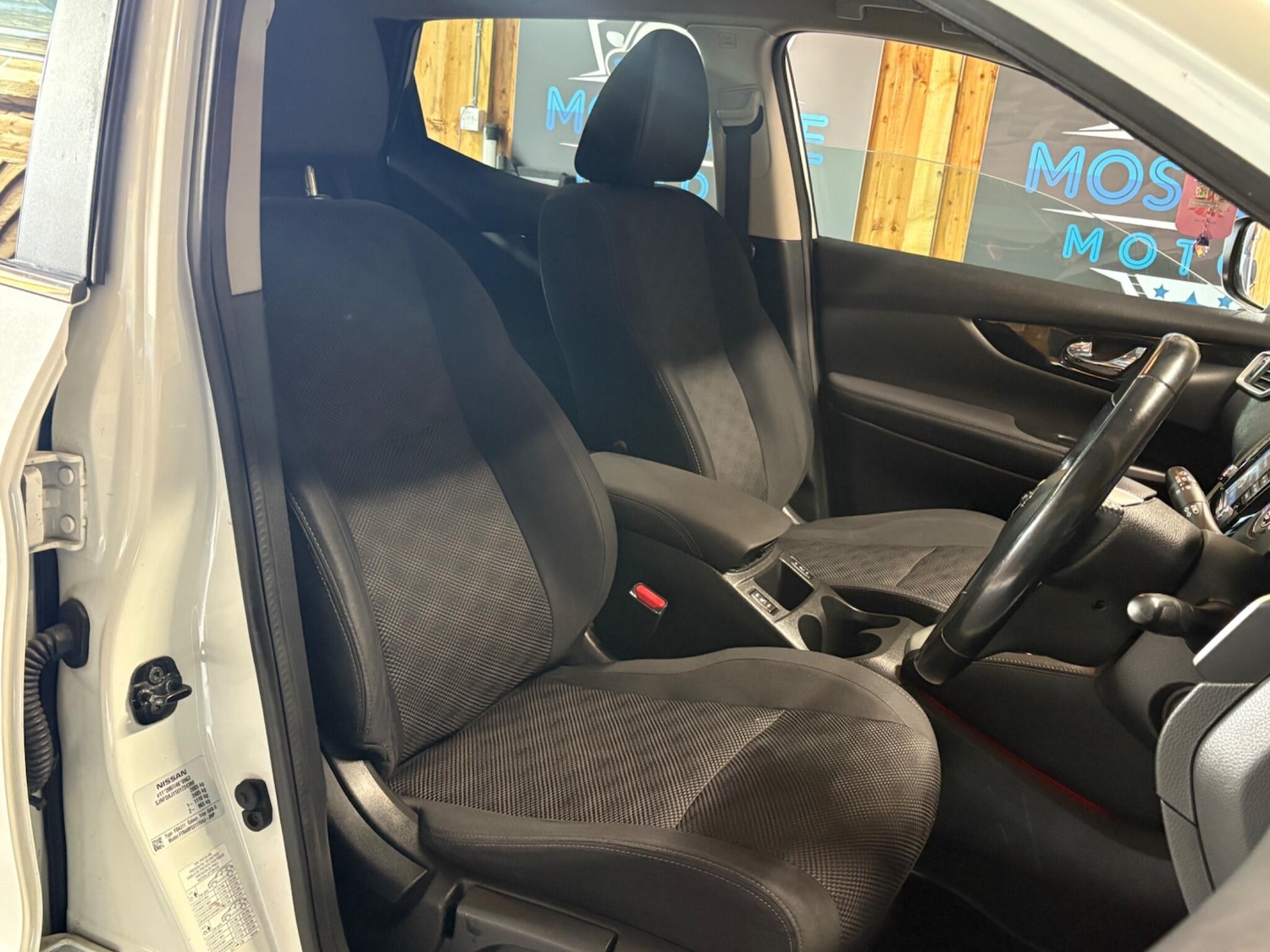 Used Nissan Qashqai 2016 for sale - 76315257: Photo 12