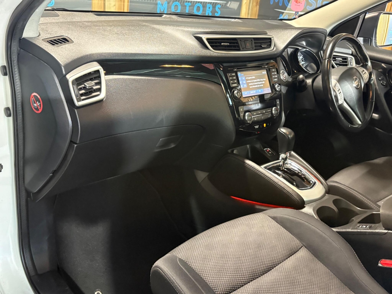 Used Nissan Qashqai 2016 for sale - 76315257: Photo 16