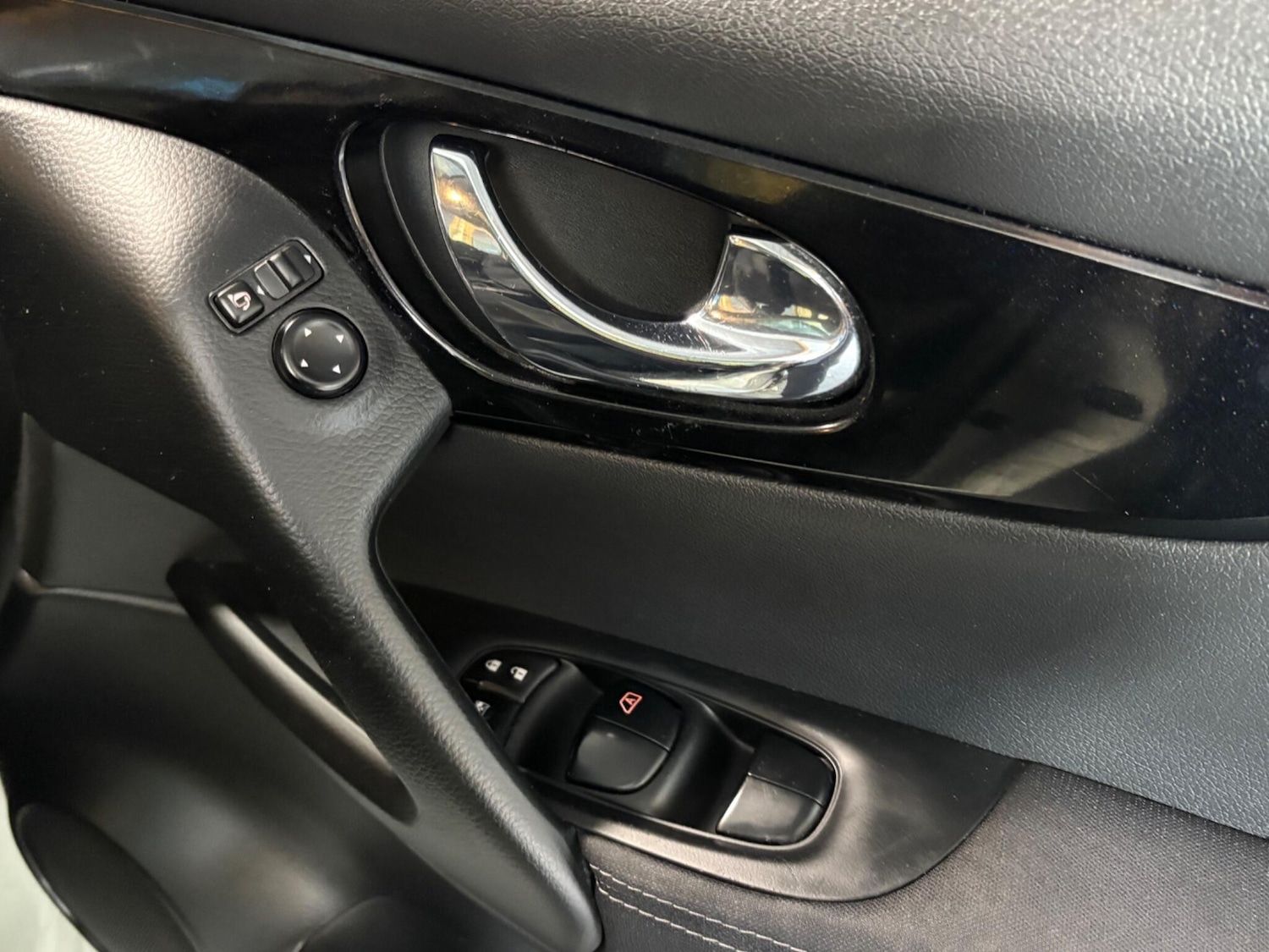 Used Nissan Qashqai 2016 for sale - 76315257: Photo 24