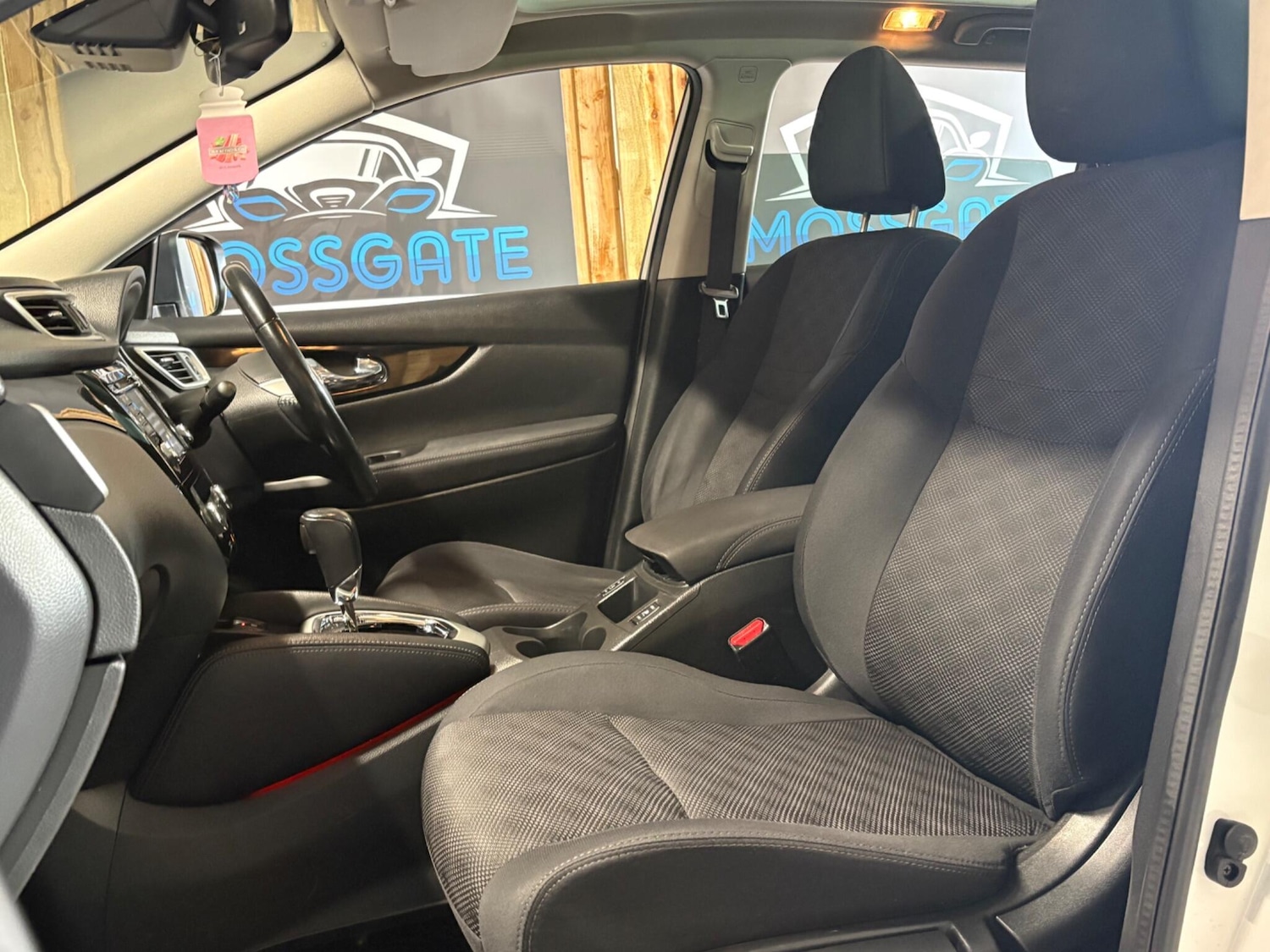 Used Nissan Qashqai 2016 for sale - 76315257: Photo 32