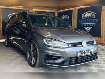 Used Volkswagen Golf 2017 for sale - 77898459: Photo