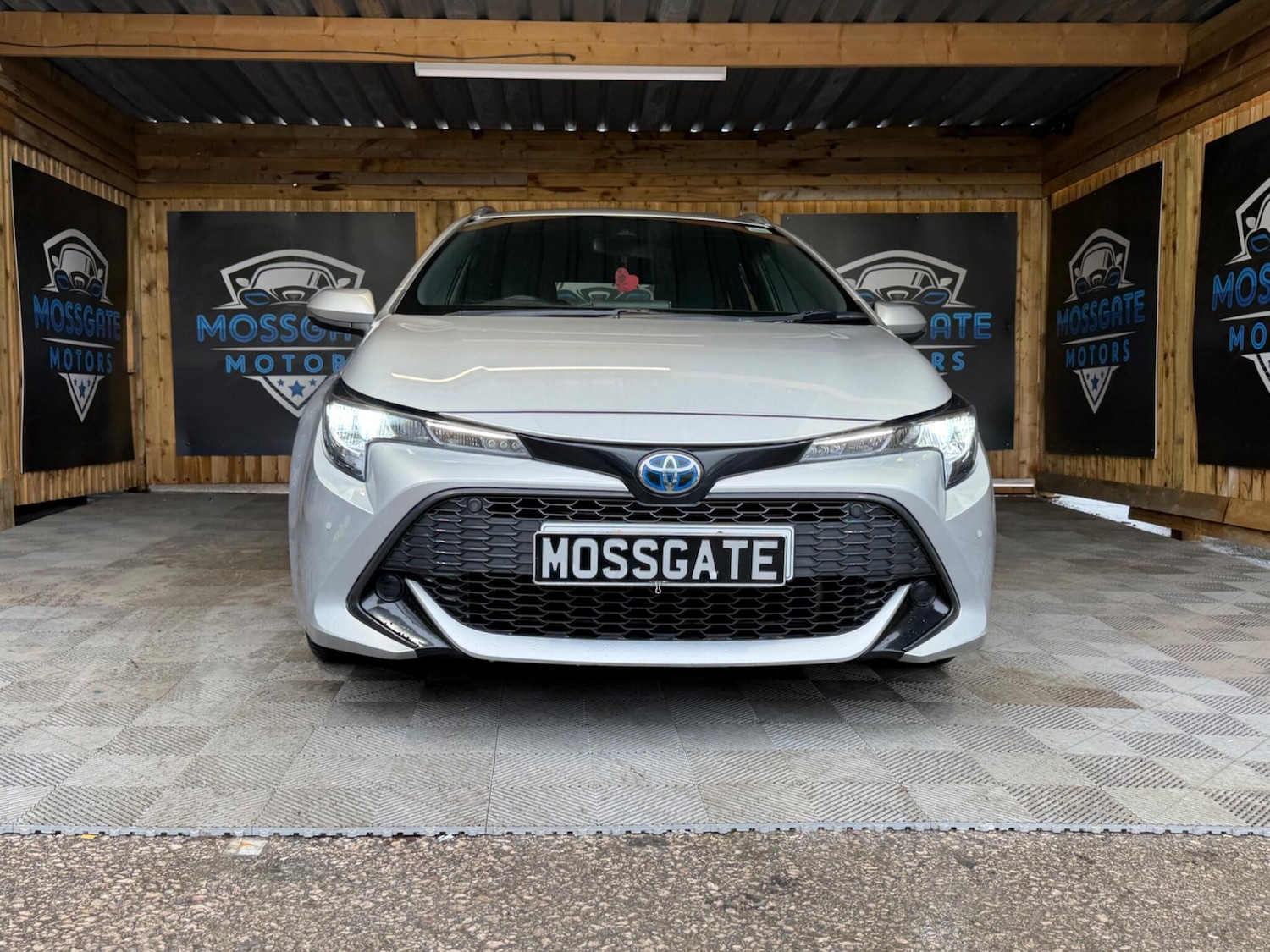 Used Toyota Corolla 2019 for sale - 78157642: Photo 2
