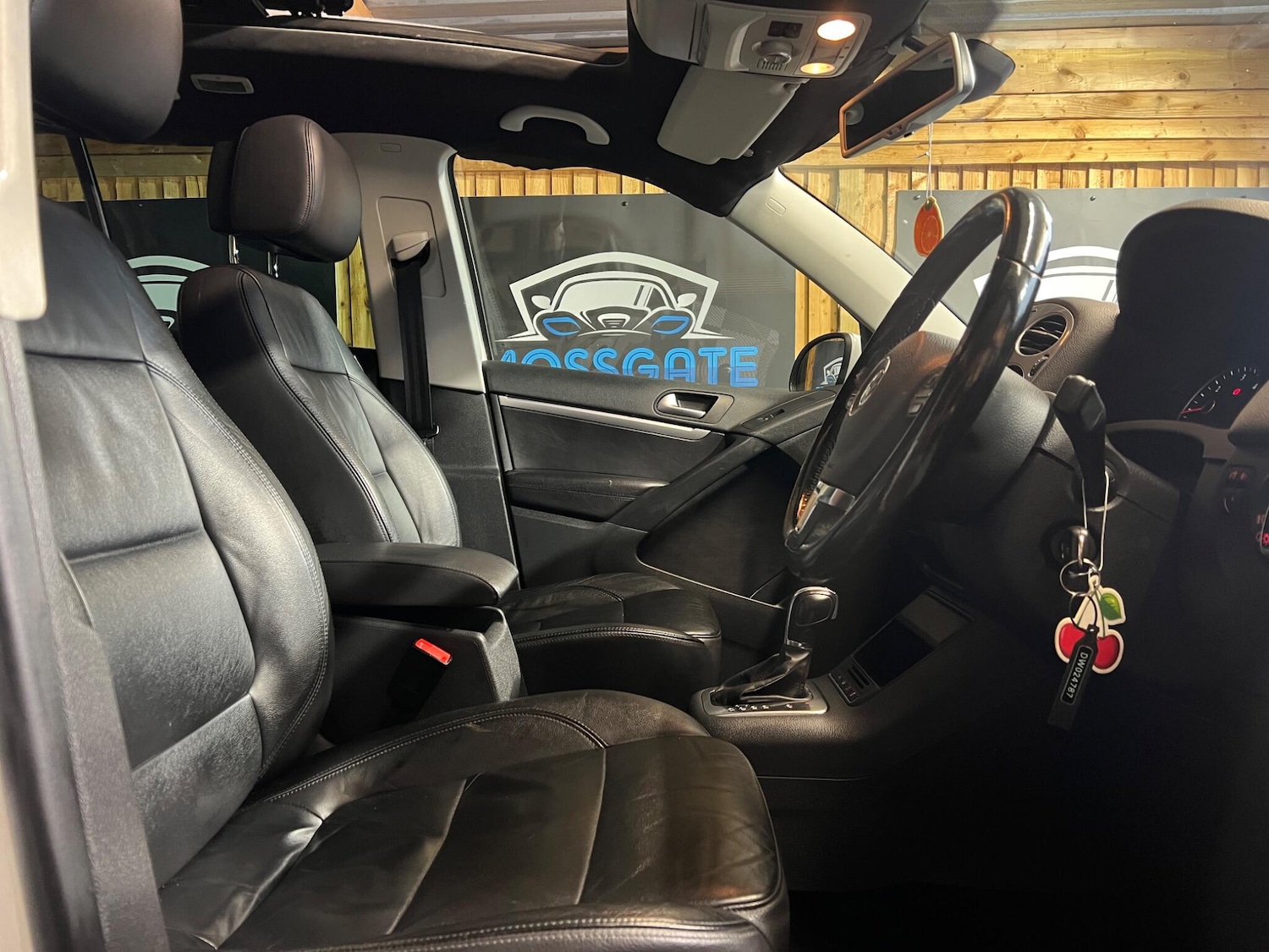 Used Volkswagen Tiguan 2012 for sale - 77882256: Photo 14