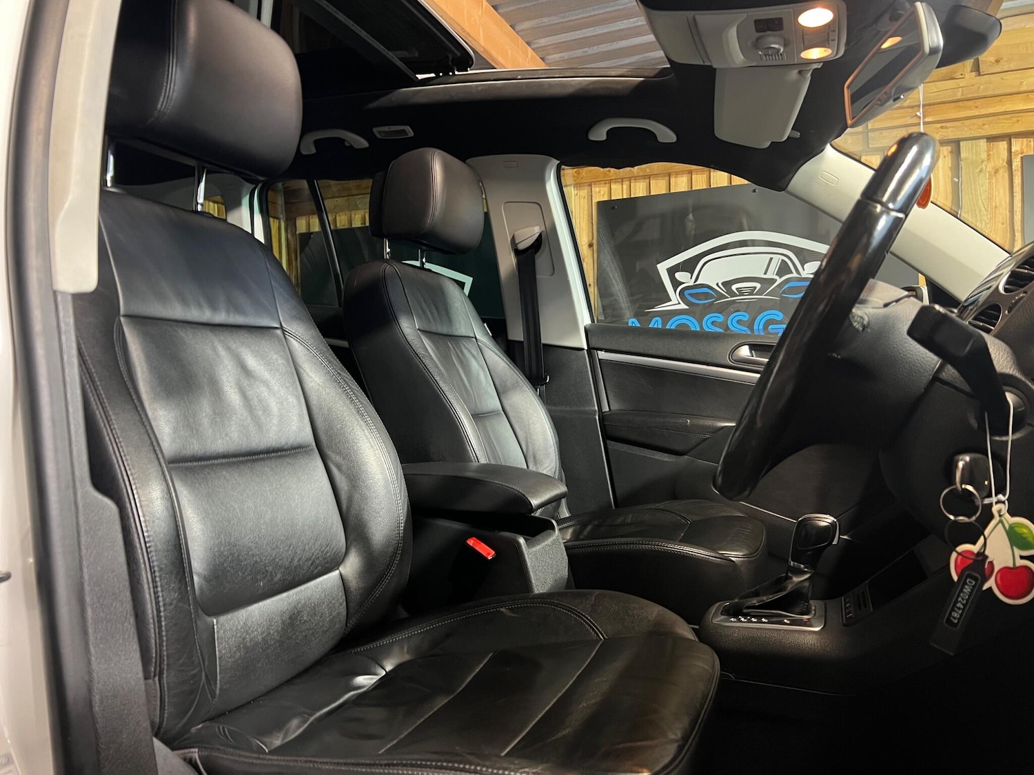 Used Volkswagen Tiguan 2012 for sale - 77882256: Photo 15