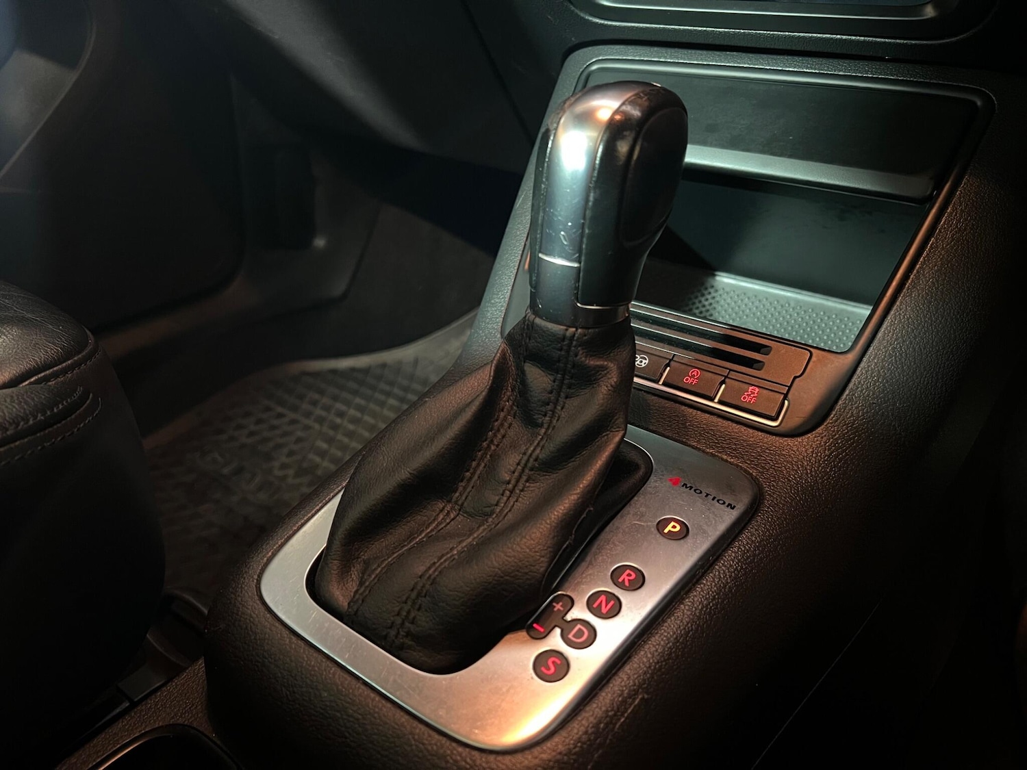 Used Volkswagen Tiguan 2012 for sale - 77882256: Photo 25