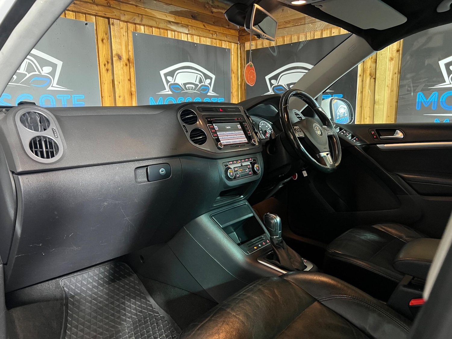 Used Volkswagen Tiguan 2012 for sale - 77882256: Photo 28