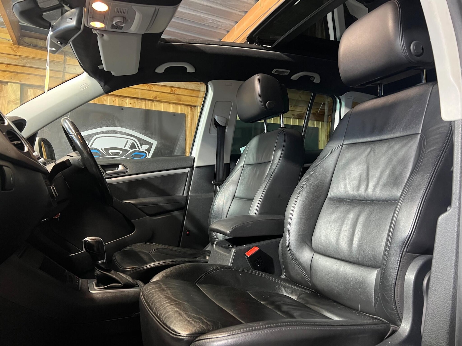 Used Volkswagen Tiguan 2012 for sale - 77882256: Photo 30