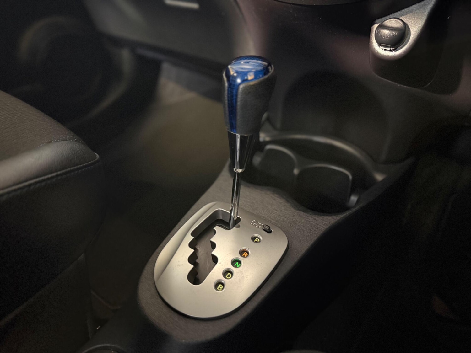 Used Toyota Yaris 2012 for sale - 77637400: Photo 18