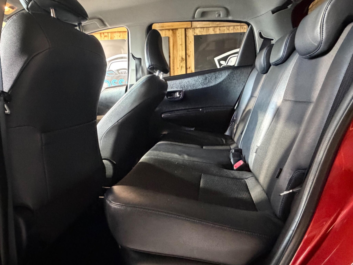 Used Toyota Yaris 2012 for sale - 77637400: Photo 20