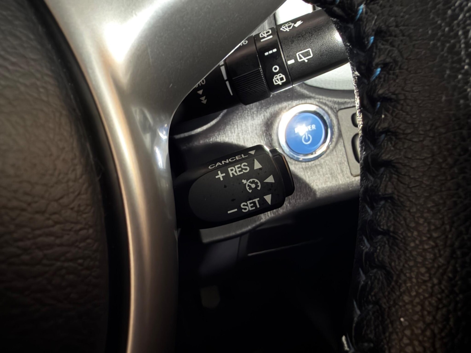 Used Toyota Yaris 2012 for sale - 77637400: Photo 28