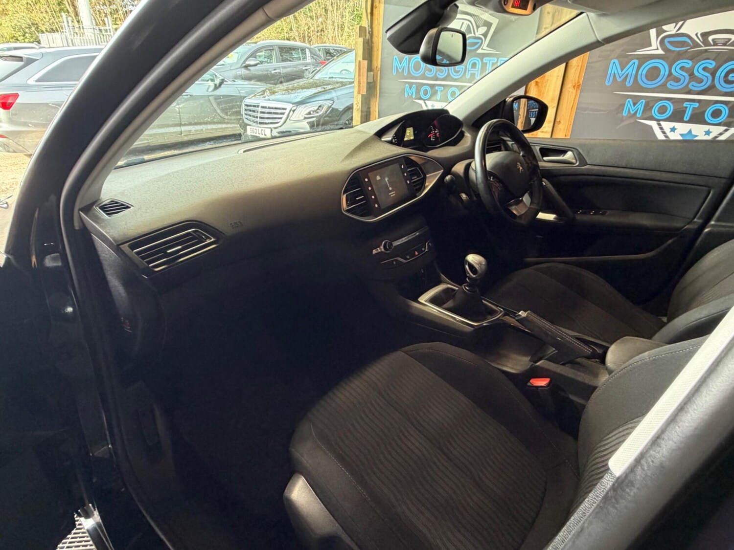 Used Peugeot 308 2016 for sale - 77586489: Photo 14