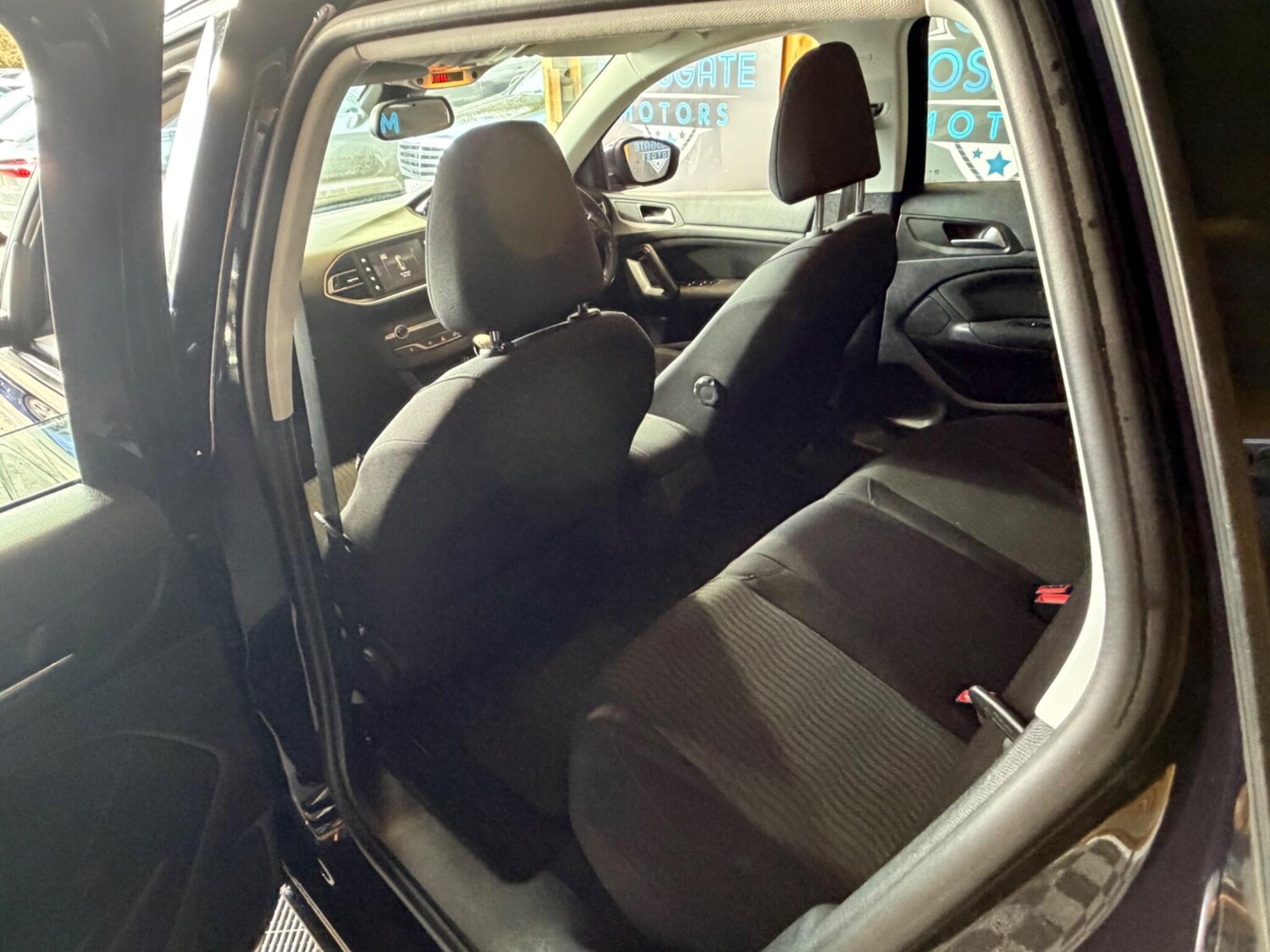 Used Peugeot 308 2016 for sale - 77586489: Photo 19