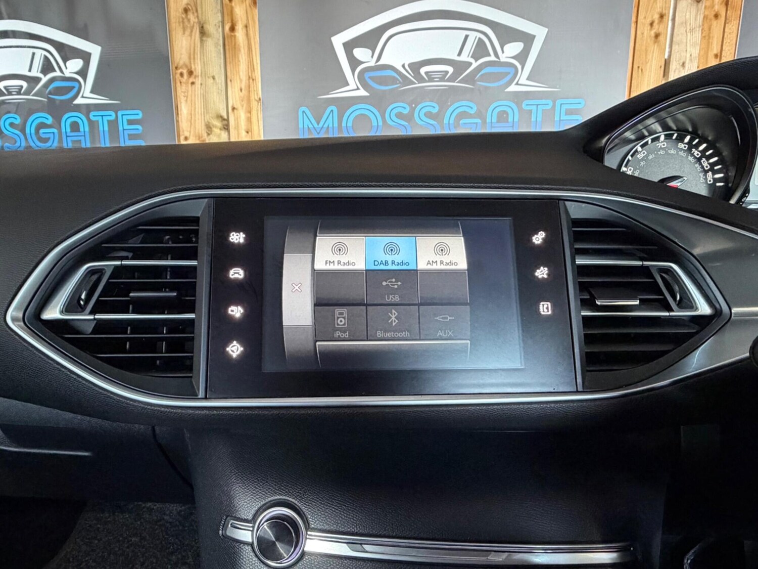 Used Peugeot 308 2016 for sale - 77586489: Photo 25