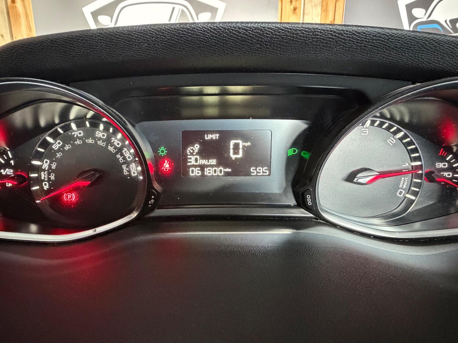 Used Peugeot 308 2016 for sale - 77586489: Photo 27