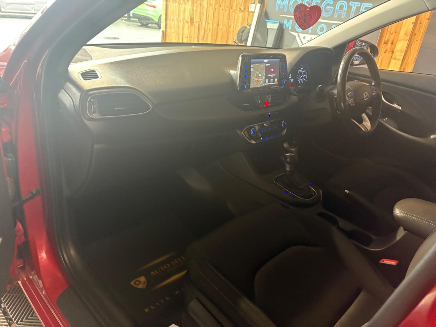 Used Hyundai i30 2018 for sale - 76499052: Photo 13