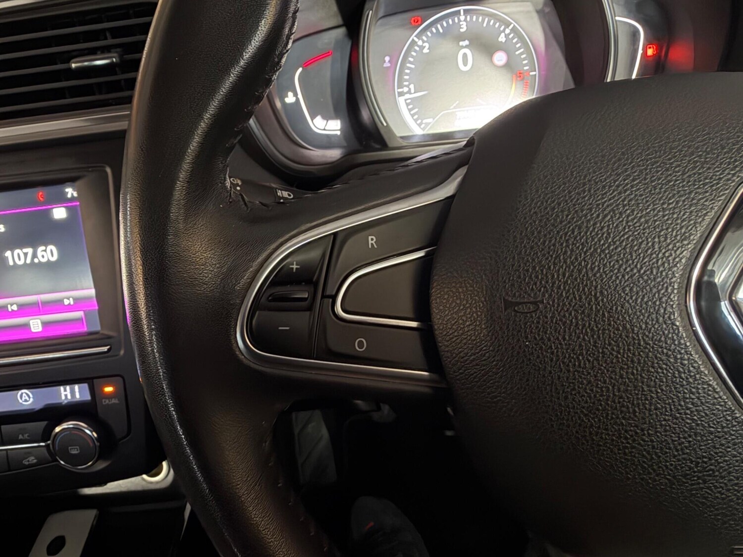 Used Renault Kadjar for sale - 77495842: Photo 27