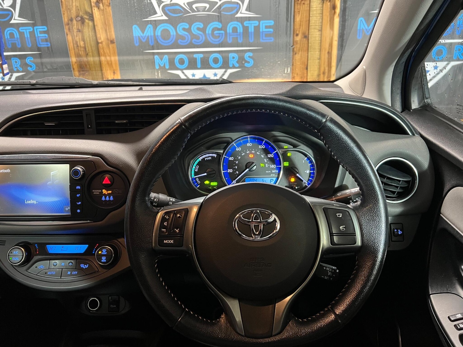 Used Toyota Yaris 2015 for sale - 76620565: Photo 19