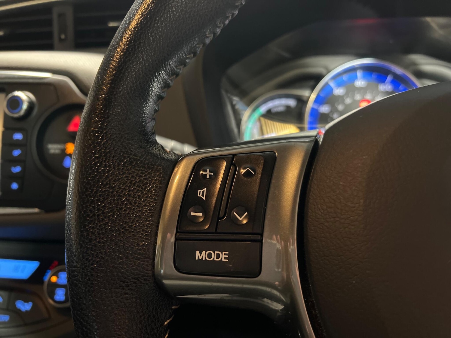 Used Toyota Yaris 2015 for sale - 76620565: Photo 22