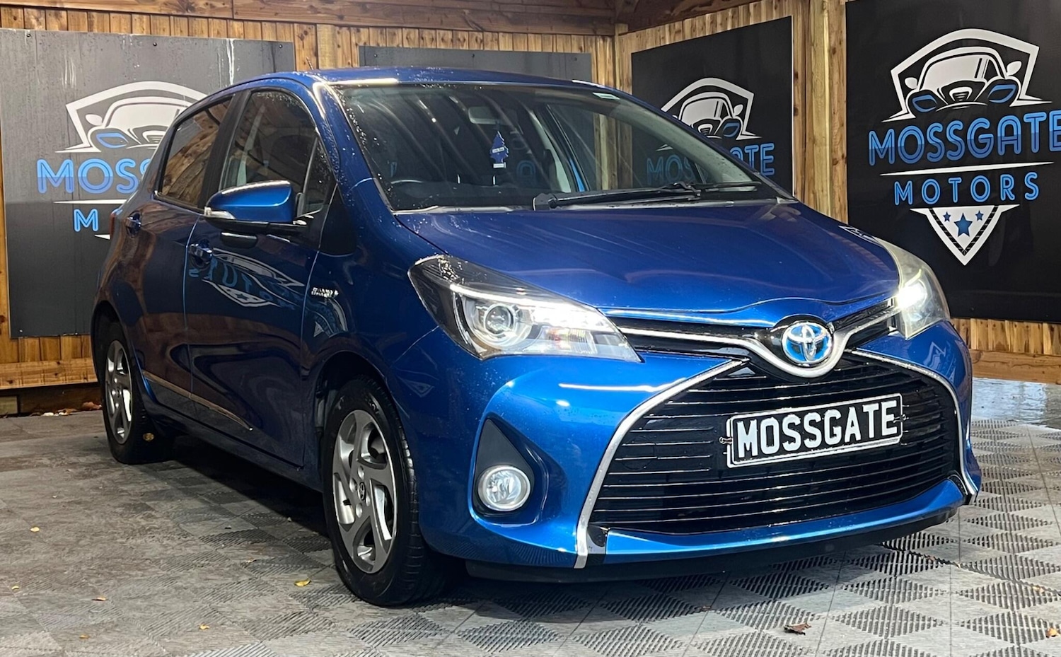 Used Toyota Yaris 2015 for sale - 76620565: Photo 3
