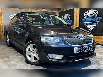 (16) - 1.6 TDI SE Hatchback 5dr Diesel DSG Euro 6 (s/s) (110 ps)