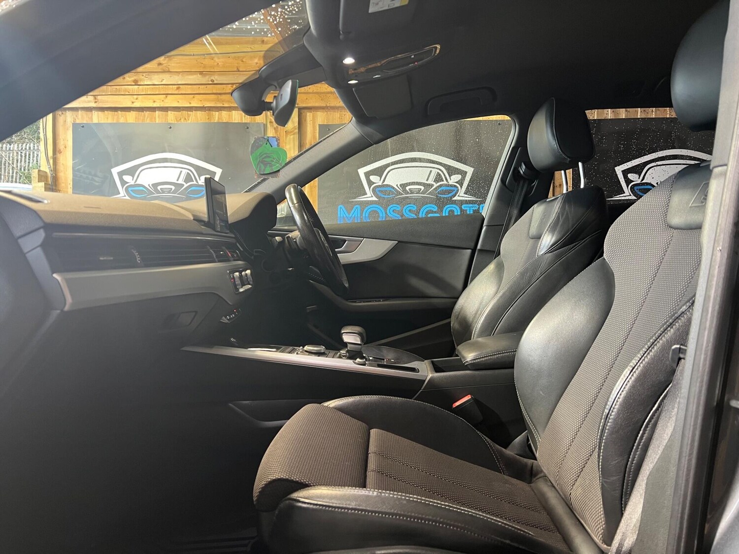 Used Audi A4 2016 for sale - 77400790: Photo 33