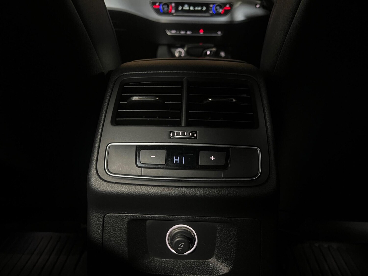 Used Audi A4 2016 for sale - 77400790: Photo 40