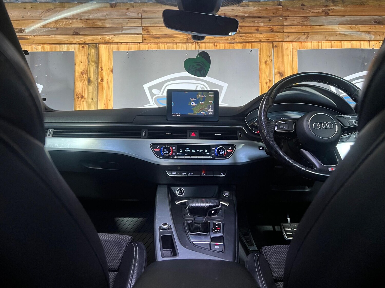 Used Audi A4 2016 for sale - 77400790: Photo 41