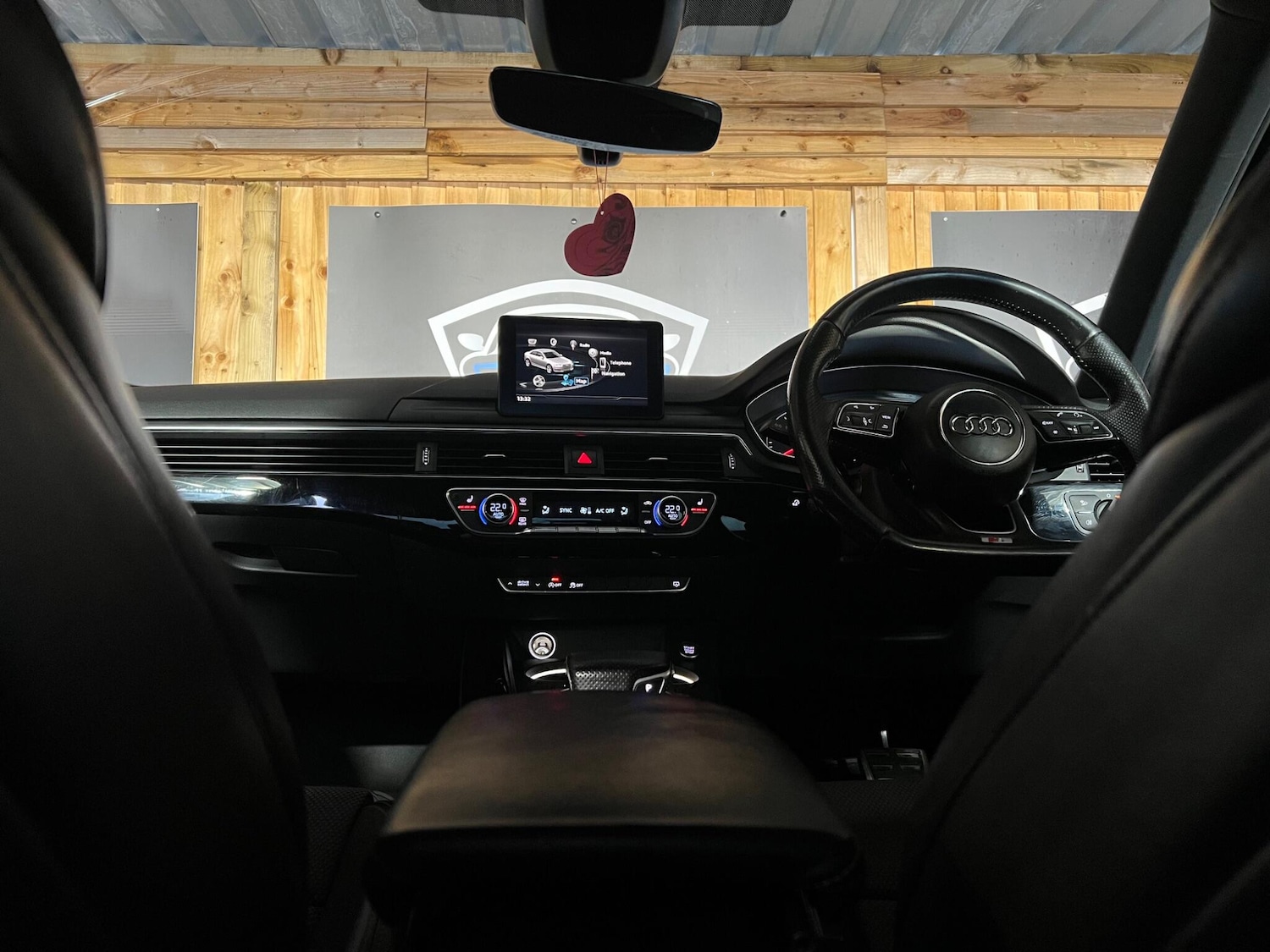 Used Audi A4 for sale - 77320833: Photo 43